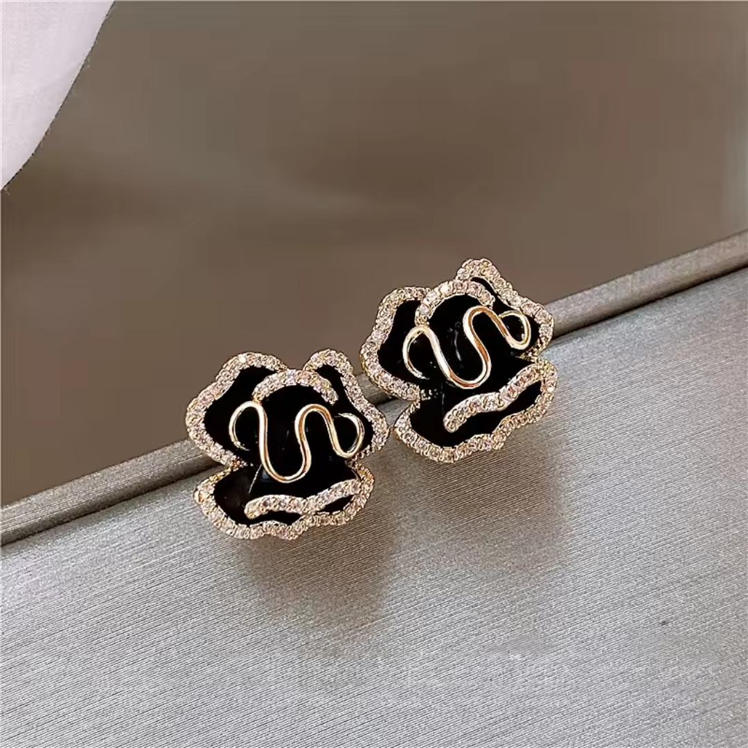 Velvet Noir Bloom Earrings