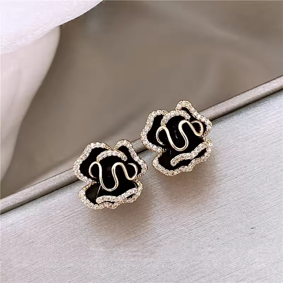 Velvet Noir Bloom Earrings