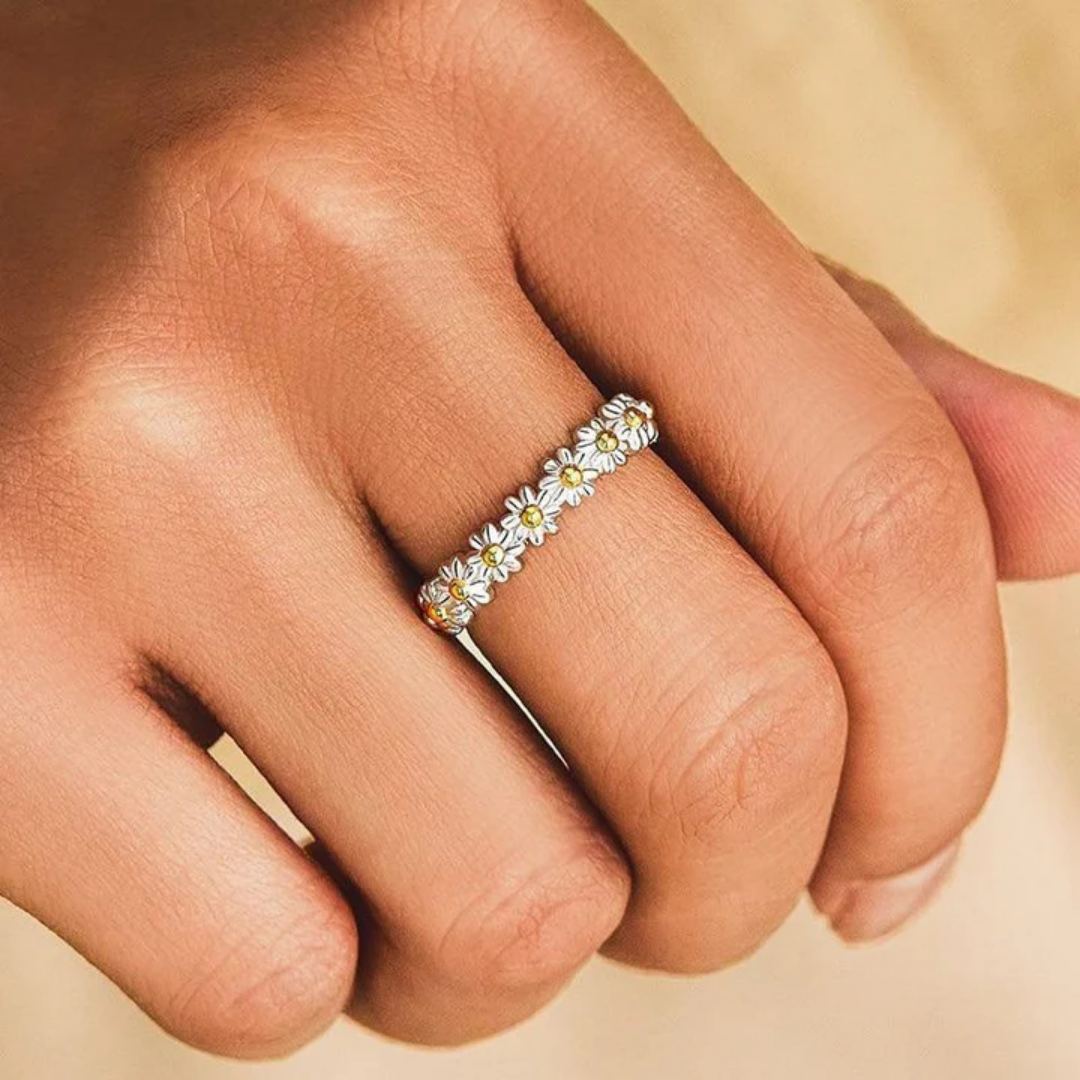 Blossom Promise Daisy Band