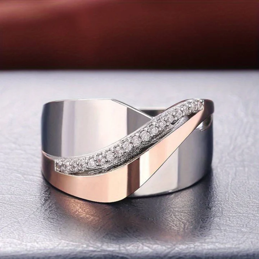 Radiant Horizon Statement Ring