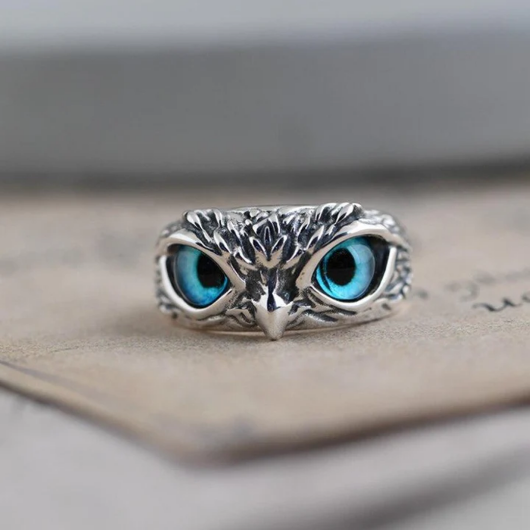 Midnight Wisdom Owl Ring