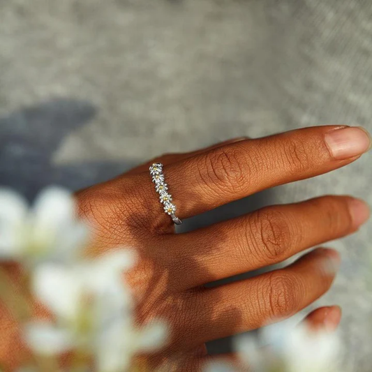 Blossom Promise Daisy Band