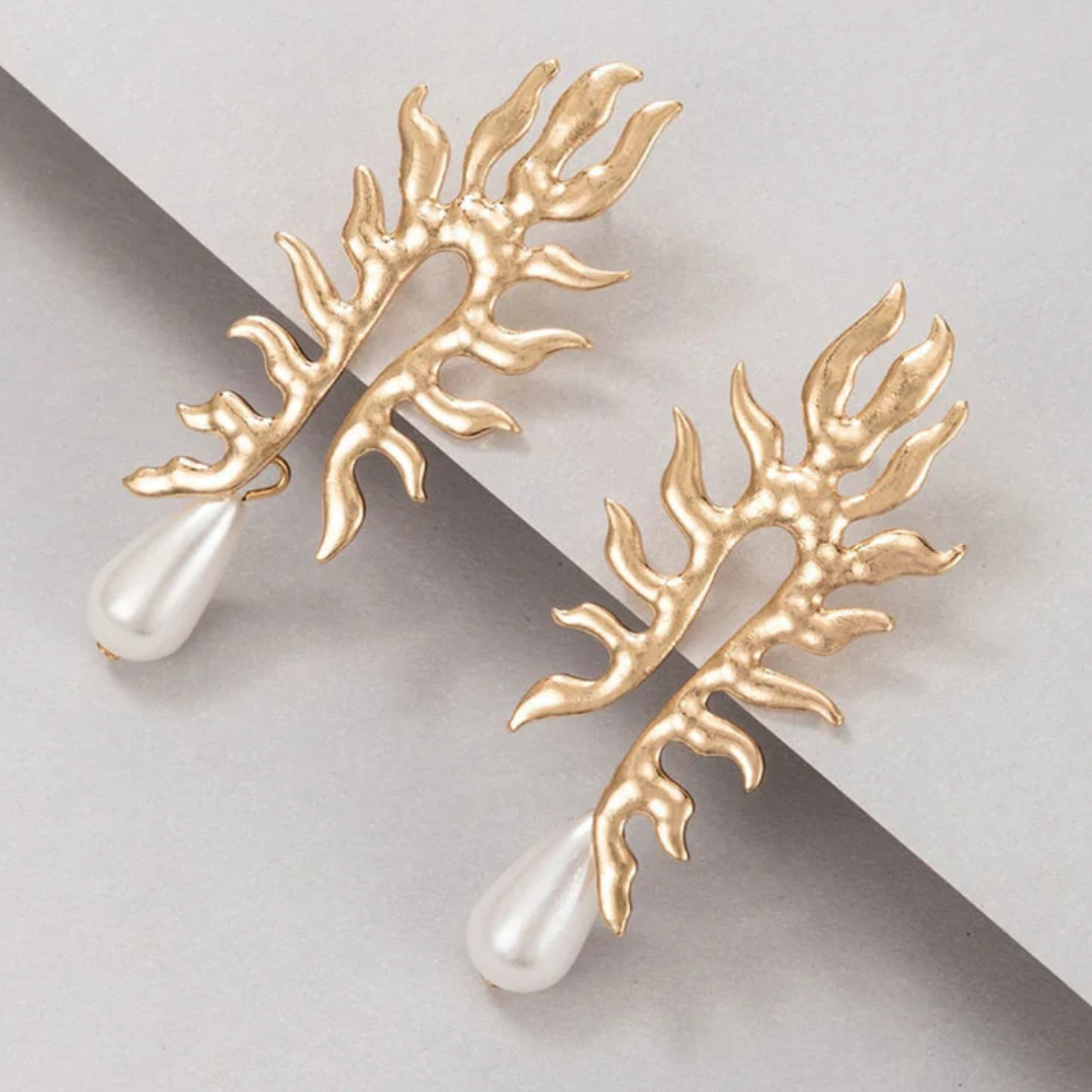 Solar Tide Pearl Earrings