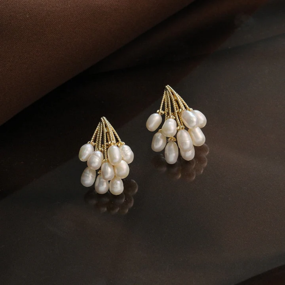 Golden Dewdrop Pearl Earrings