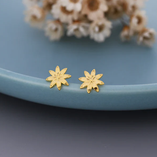 Bright Hollow Petal Earrings