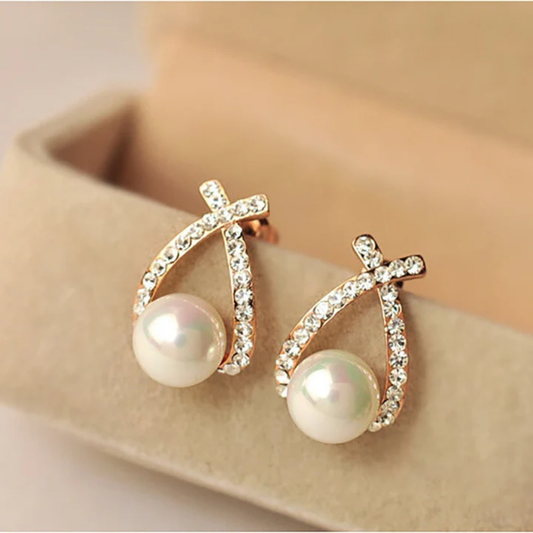 Pearl Embrace Spark Earrings