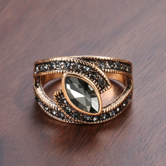 Midnight Empress Ring