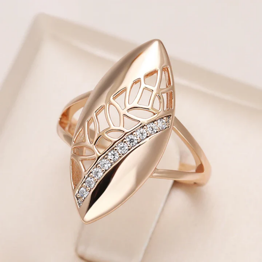 Golden Leaf Whisper Ring