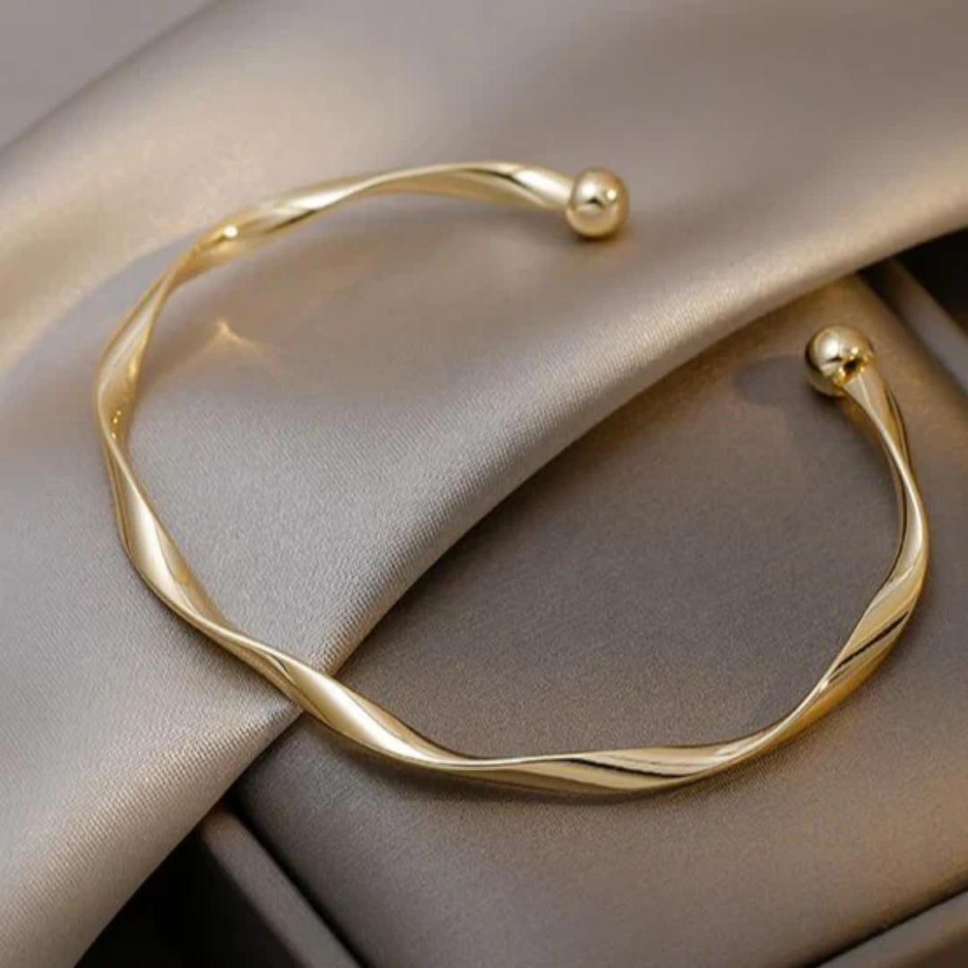 Golden Twist Harmony Bracelet