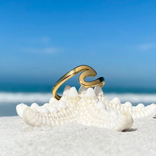 Golden Wave Embrace Ring