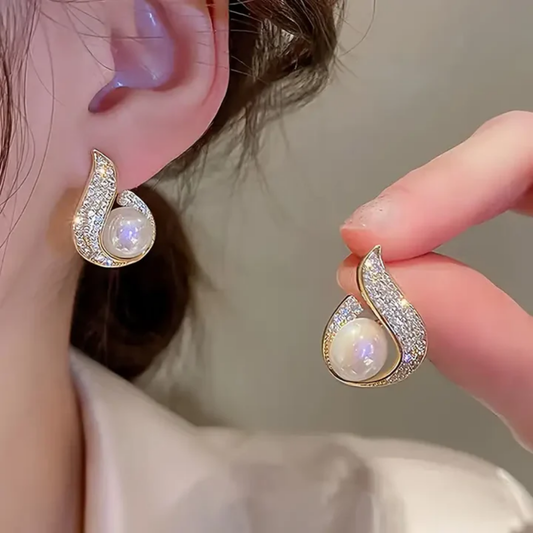 Lustrous Flame Pearl Earrings