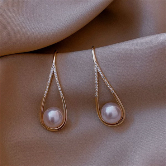Twilight Teardrop Pearl Earrings